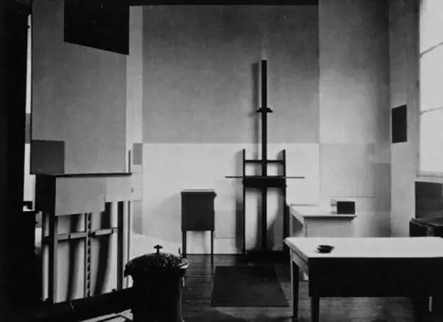 9 1921-36 Piet Mondrian, Mondrian Studio, Paris, France